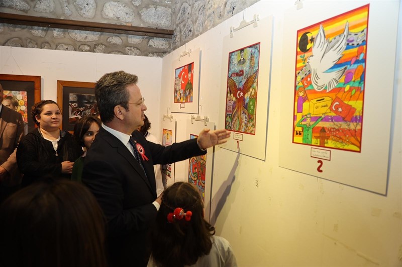 Giresun’da “Cumhuriyet ve Atatürk” Konulu Resim Sergisi Açıldı